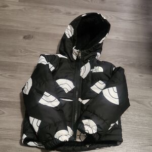 The North Face Black and White Puffer Jacket Reversible Sz 2T